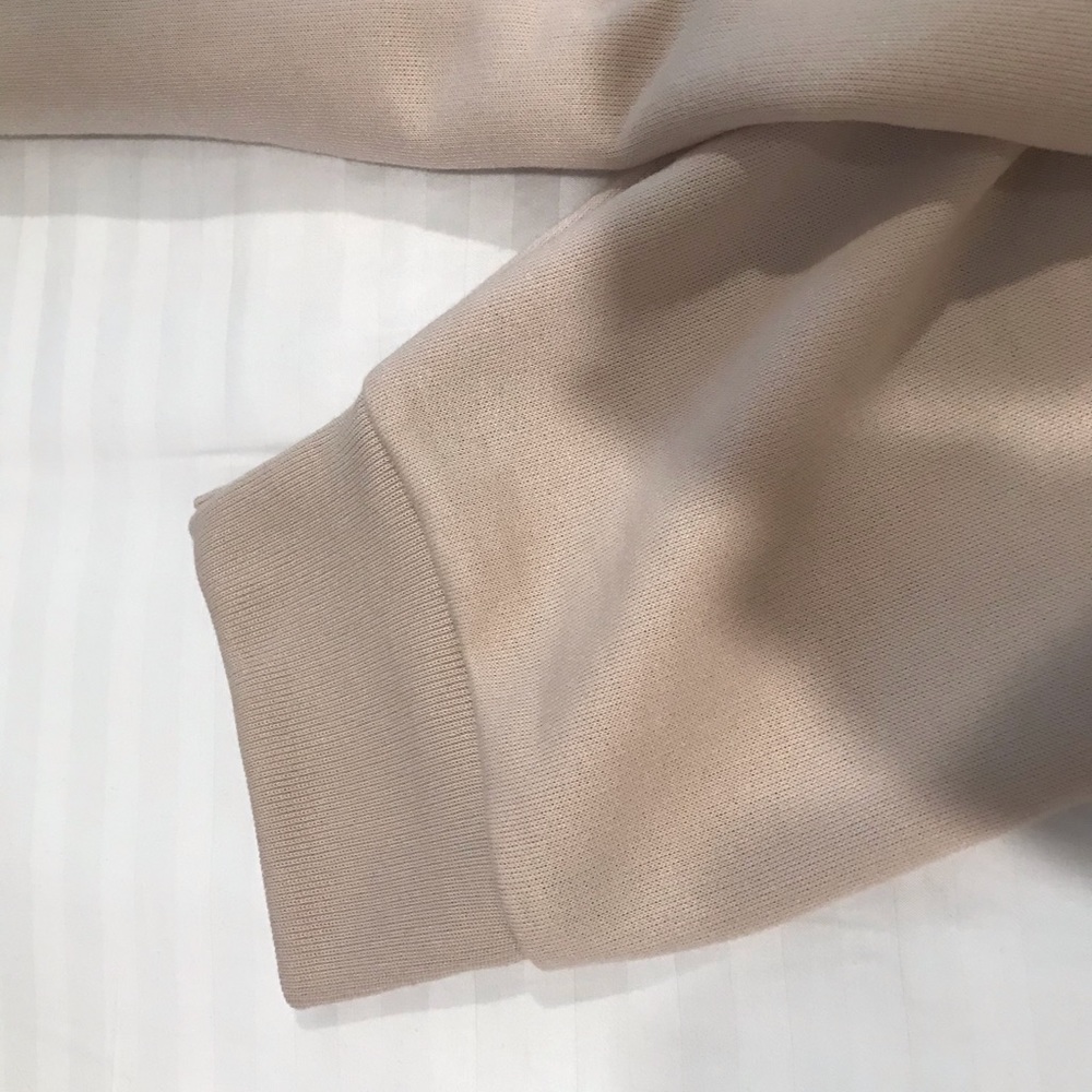 Drawstring Cropped Tracksuit - Picture 7 of 10